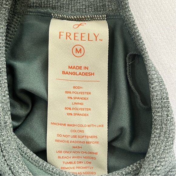 Freely Women's Sports Bra Heather Green Lined Bust Scoop Neck V Back Size M - Picture 7 of 7